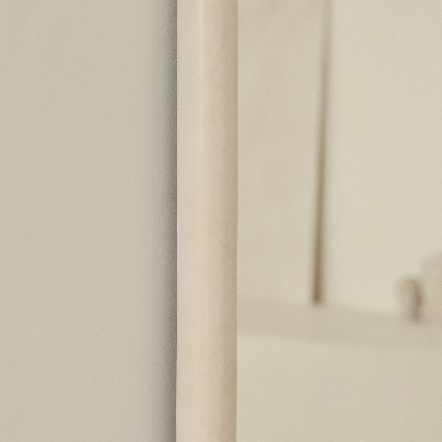 Espelho de corpo inteiro grande com moldura curva  – 190 x 100 cm (Liquidação)